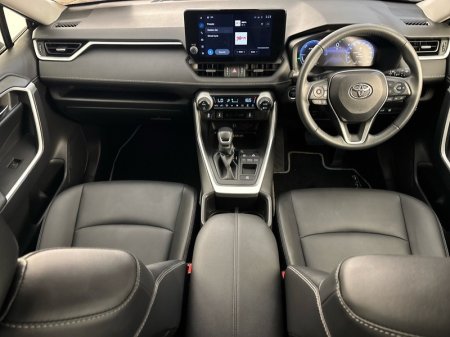 2025 Toyota RAV4 - photo 8
