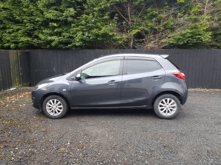 2014 Mazda Demio - photo 5