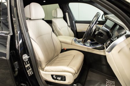 2022 BMW X7 - photo 10