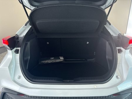2024 Toyota C-HR - photo 10
