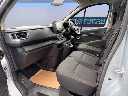 2023 Renault Trafic - photo 14