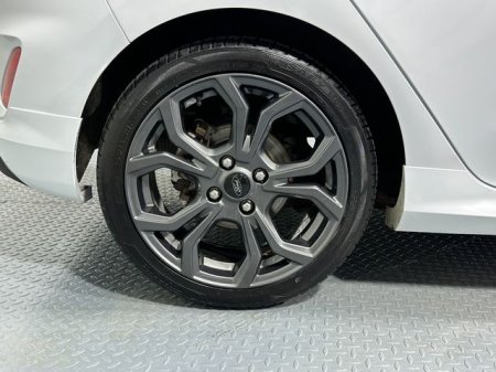 2018 Ford Fiesta - photo 26