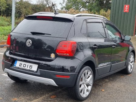 2015 Volkswagen Polo - photo 2