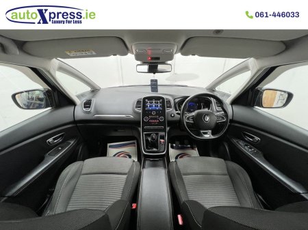 2019 Renault Scenic - photo 2