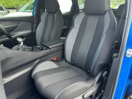 2021 Peugeot 3008 - photo 5