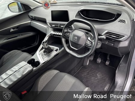 2018 Peugeot 3008 - photo 2
