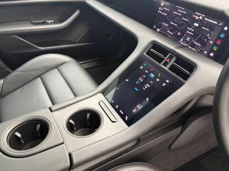 2023 Porsche Taycan - photo 31
