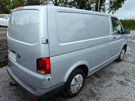 2022 Volkswagen Transporter - photo 2