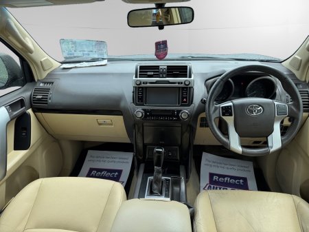 2016 Toyota Land Cruiser - photo 11
