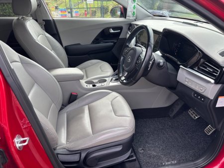 2020 Kia Niro - photo 12