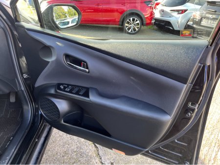 2020 Toyota Prius - photo 12