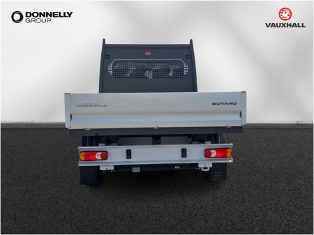2026 Vauxhall Movano - photo 10