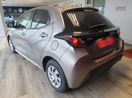 2022 Toyota Yaris - photo 6