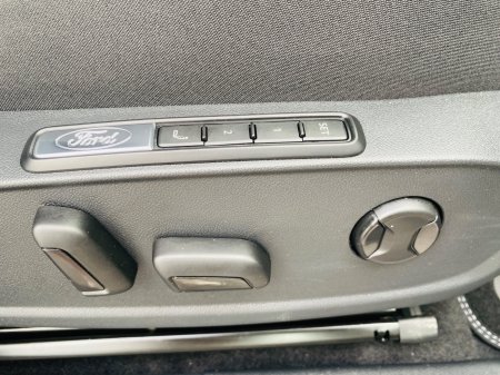 2026 Ford Capri - photo 24