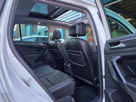 2020 Volkswagen Tiguan - photo 21