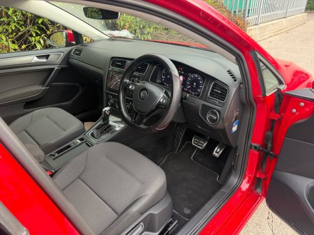 2020 Volkswagen Golf - photo 6