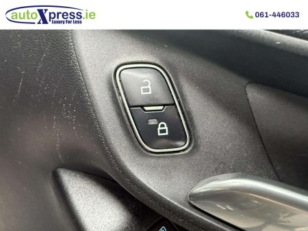 2017 Ford Fiesta - photo 12