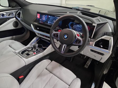 2026 BMW XM - photo 6