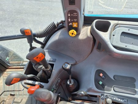 2000 New Holland TS100 - photo 10