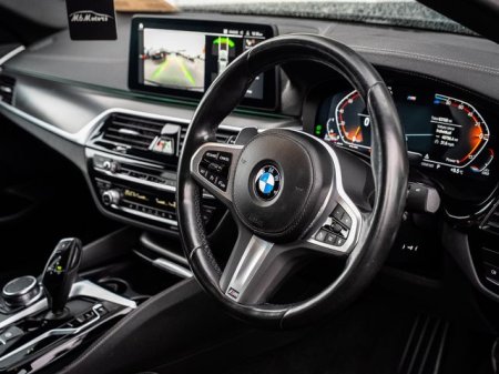2023 BMW 5-Series - photo 6
