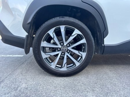 2025 Toyota Corolla Cross - photo 11