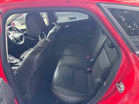 2017 Ford Focus - photo 11