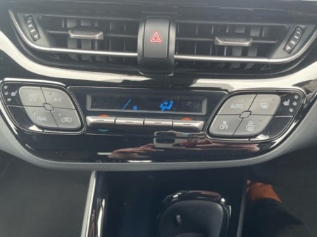 2019 Toyota C-HR - photo 14