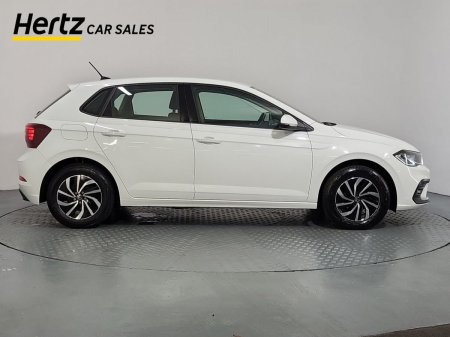 2023 Volkswagen Polo - photo 2