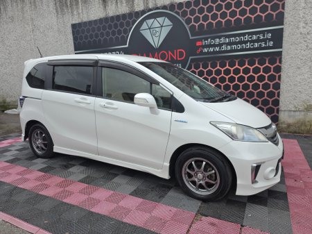 2015 Honda Freed - photo 8