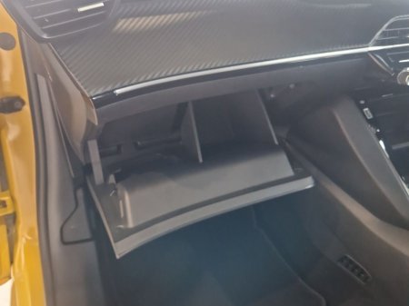 2021 Peugeot 208 - photo 32
