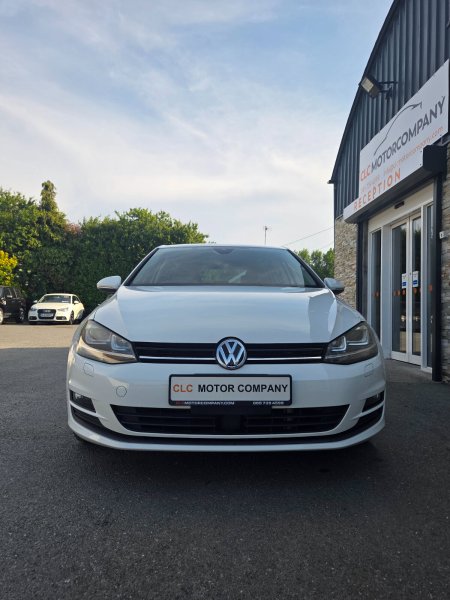 2017 Volkswagen Golf - photo 2