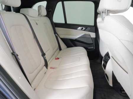 2021 BMW X5 - photo 11