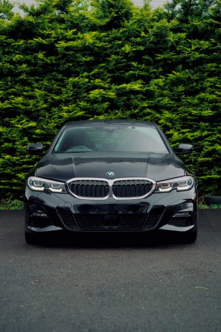 2022 BMW 3-Series - photo 3