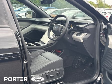 2026 Ford Capri - photo 9