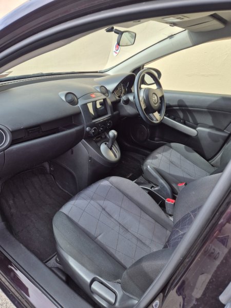 2013 Mazda Demio - photo 7