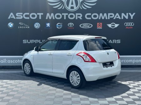2015 Suzuki Swift - photo 7