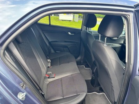 2020 Kia Rio - photo 21