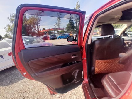 2017 Mitsubishi Outlander - photo 11