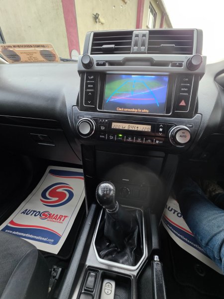 2015 Toyota Land Cruiser - photo 15