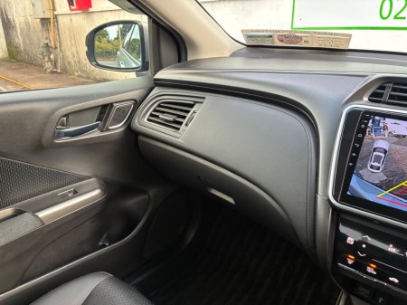 2018 Honda Grace - photo 22