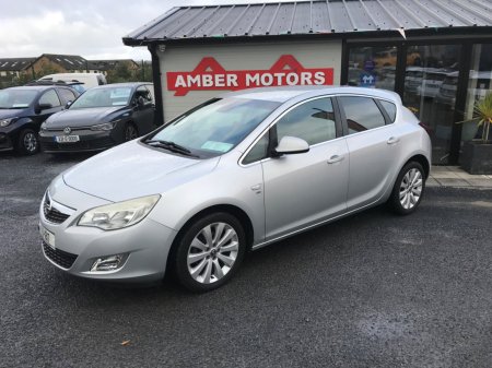 2011 Opel Astra - photo 12