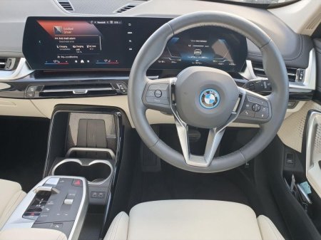 2026 BMW iX1 - photo 5