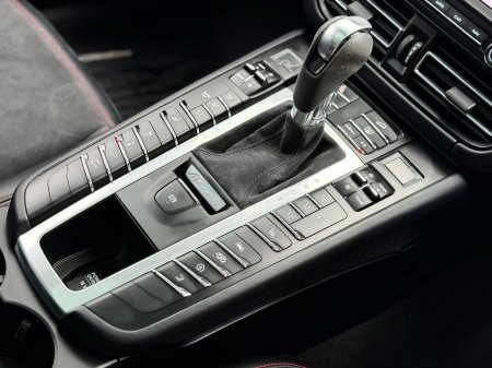 2021 Porsche Macan - photo 13