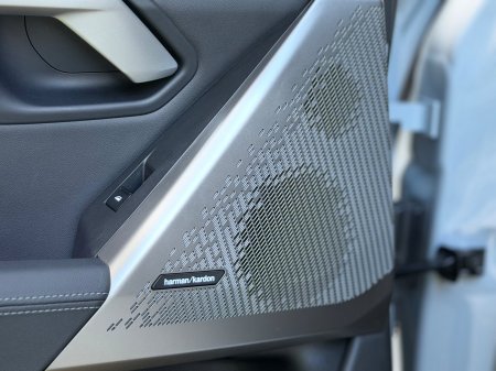 2024 BMW 5-Series - photo 11
