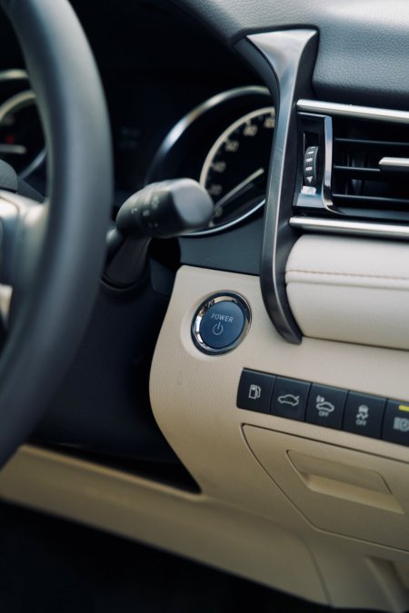 2017 Toyota Camry - photo 13