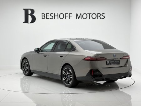 2024 BMW i5 - photo 3