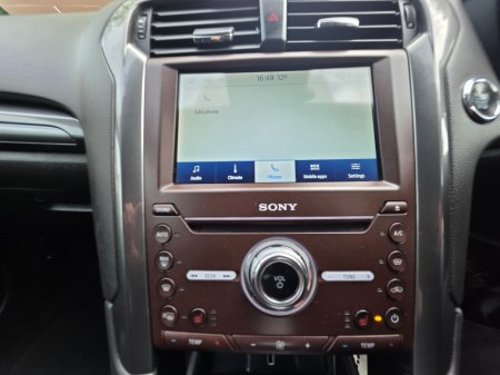 2020 Ford Mondeo - photo 16