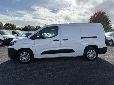 2022 Peugeot Partner