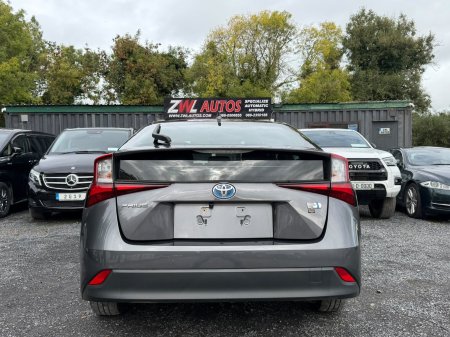 2020 Toyota Prius - photo 8