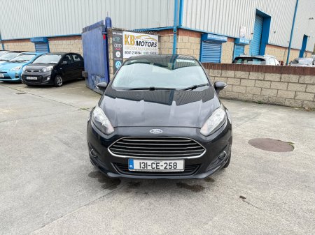 2013 Ford Fiesta - photo 2